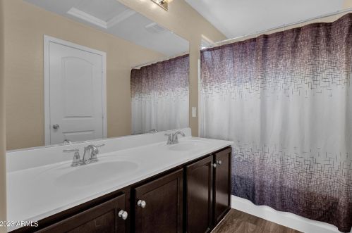 2222 77th Dr, Phoenix AZ  85035-5112 exterior