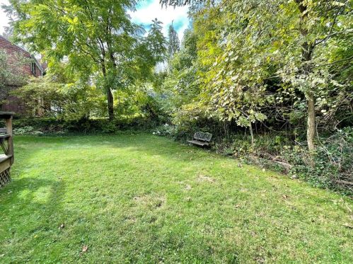 664 Crystal Dr, Pittsburgh PA 15228-2567 exterior