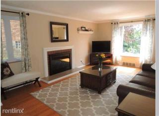 226 Questend Ave, Pittsburgh PA  15228-2477 exterior