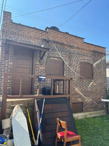 2015 21st Pl, Chicago IL 60608-4159 exterior