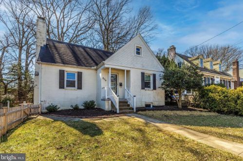 604 Forest Glen Rd, Silver Spring MD 20910-1122 exterior