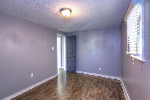 930 Peralta St, Pittsburgh PA 15212-8003 exterior