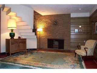 4527 Country Club Dr, Pittsburgh PA  15236-4807 exterior