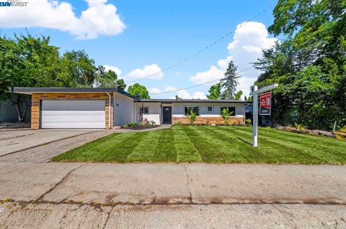 3219 Claudia Dr, Concord, CA 94519-2132