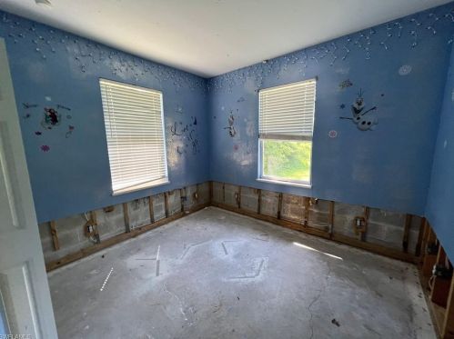 1970 20 Ave, Naples FL 34120-2318 exterior