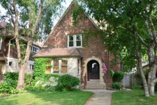 2326 57, Milwaukee WI  53219-2215 exterior