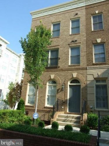 2324 Cobble Hill Ter, Silver Spring MD  20902-7605 exterior