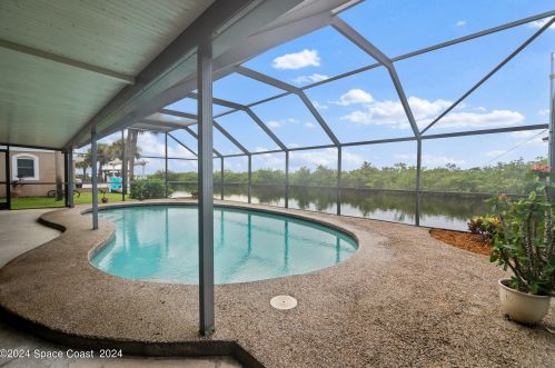 1635 Sandpiper St, Merritt Island FL 32952-5576 exterior