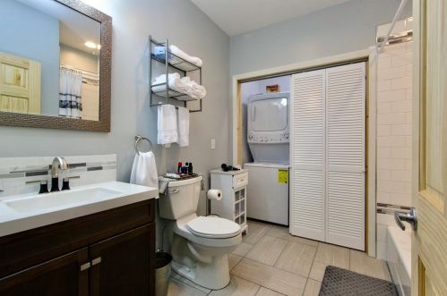 514 Monastery Pl, Union City NJ 07087-3305 exterior