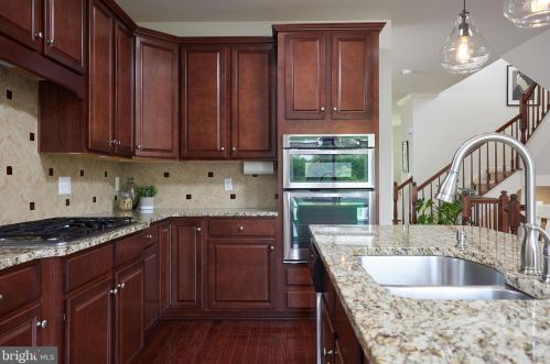 1209 Poplar Run Dr, Silver Spring MD 20906-6717 exterior