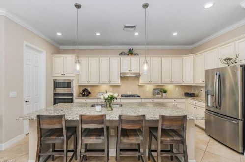 2979 Aviamar Cir, Naples FL 34114-9753 exterior