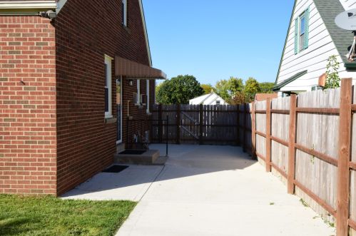 4627 Morgan Ave, Milwaukee WI  53220-1518 exterior