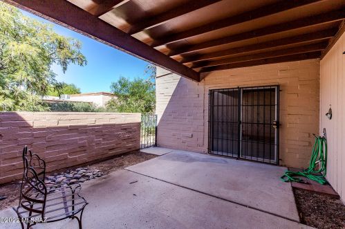 4231 Presidio Rd, Tucson AZ  85712-1044 exterior