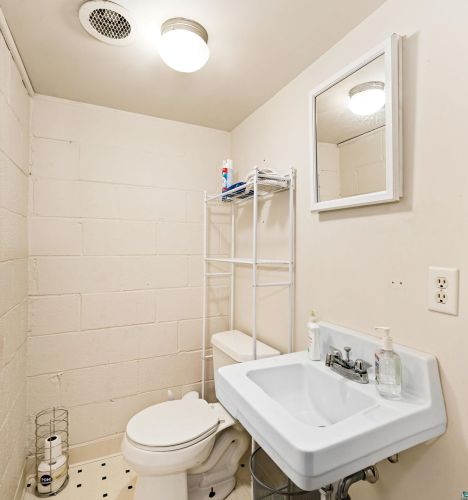 233 Austin St, Duluth MN 55803-1760 exterior