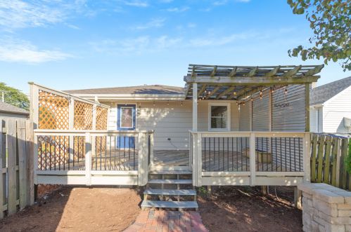 1411 Clement St, Joliet IL 60435-1718 exterior