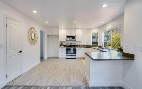 1865 Las Ramblas Dr, Concord CA 94521-2451 exterior