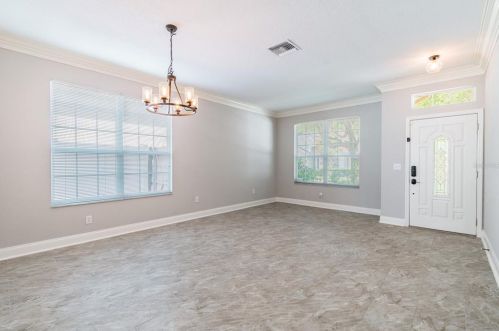 8814 Cypress Hammock Dr, Tampa FL  33614-8100 exterior