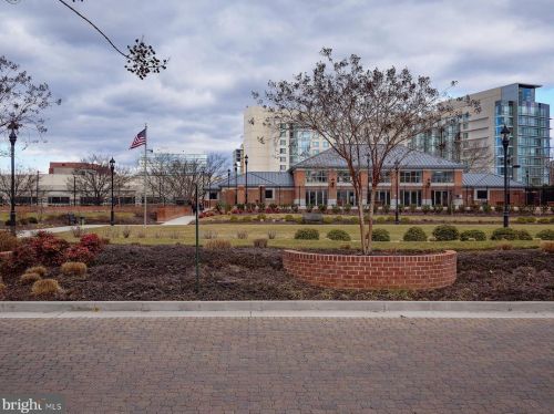 5809 Nicholson Ln, Rockville MD  20852-5740 exterior