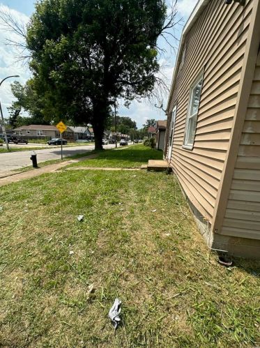 6301 Laura Ave, Saint Louis, MO 63136-4732