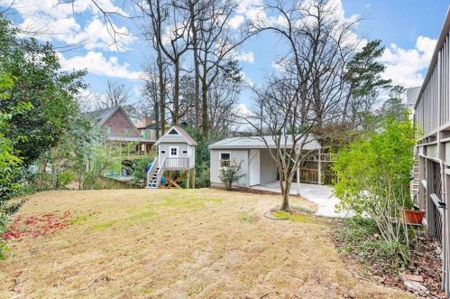 875 Kings Ct, Atlanta GA 30306-3431 exterior