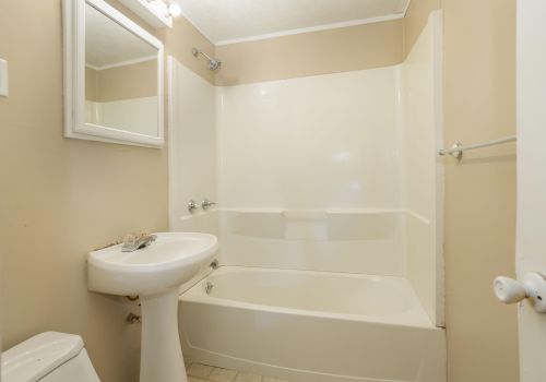 6032 39, Milwaukee WI 53221-4539 exterior