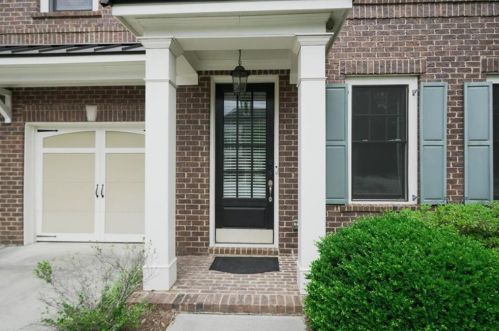 3496 Brookleigh Ln, Atlanta GA  30319-2218 exterior