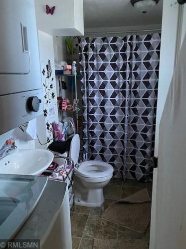 651 Cook Ave, Saint Paul MN 55106-3465 exterior