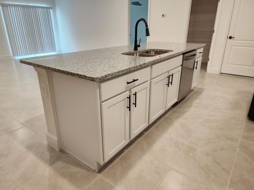 238 Pagoda Ter, Fort Pierce FL  34984-4433 exterior