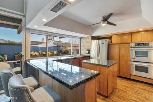 7217 13 Pl, Phoenix AZ 85014-1423 exterior