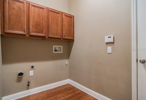 8028 Hampton Lake Dr, Tampa FL  33647-3558 exterior