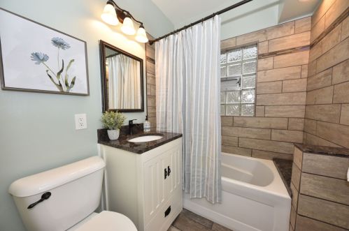 1116 Potter Ave, Milwaukee WI 53207-2118 exterior