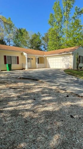 5296 Winslow Xing, Lithonia GA  30038-1142 exterior