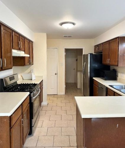 12005 Bobcat Trl, Austin TX  78750-1383 exterior