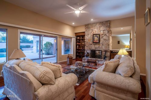 9518 46 St, Phoenix AZ 85028-5201 exterior