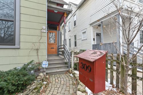 309 Mineral St, Milwaukee, WI 53204-1739