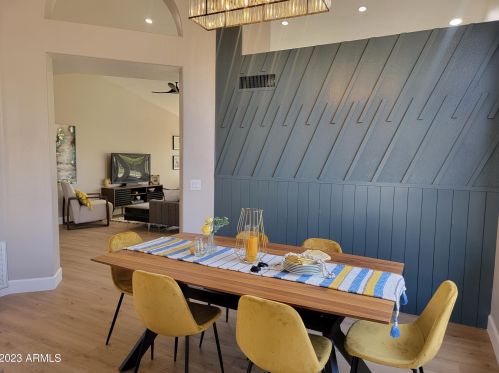 1672 Butler Dr, Chandler AZ 85226-3585 exterior