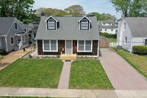 1231 Fleming Ave, Point Pleasant Beach NJ 08742-4040 exterior