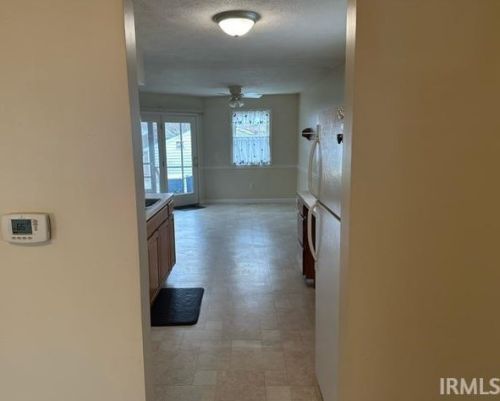 1005 Geyer Ave, Mishawaka IN 46544-4335 exterior