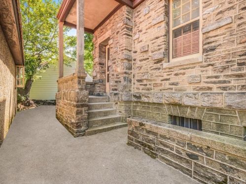 27 Forster Ave, Mount Vernon NY 10552-3409 exterior