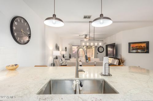 722 Tangerine Dr, Chandler AZ  85226-2001 exterior