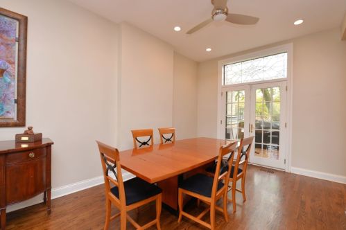 617 Dickens Ave, Chicago IL  60614-4401 exterior