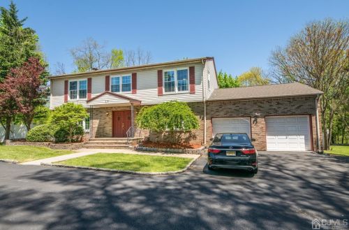 17 Middlesex Ave, Edison, NJ 08820-3549