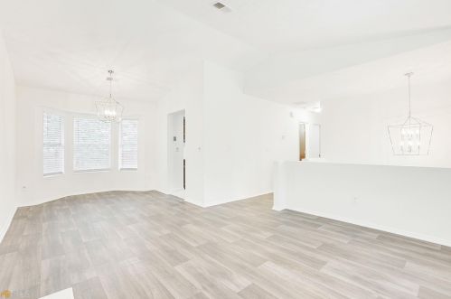 5410 Forest Downs Cir, Atlanta GA  30349-2488 exterior