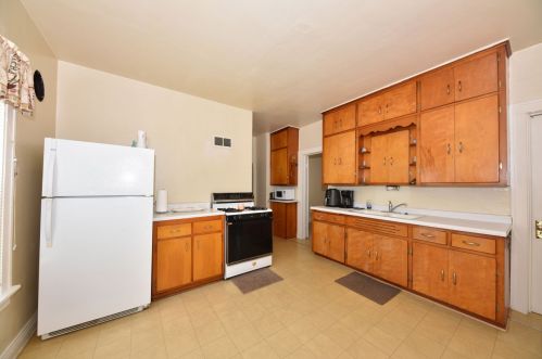 2658 12th St, Milwaukee WI 53215-3334 exterior