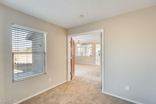 7104 31st Dr, Phoenix AZ  85041-9324 exterior