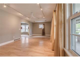 3313 Tullamore Rd, Cleveland OH  44118-2916 exterior