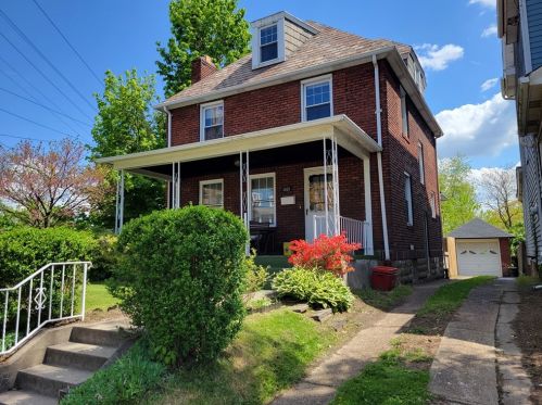 1601 Aurelius St, Pittsburgh PA  15218-2001 exterior