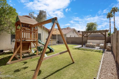 4142 Gary Dr, Chandler AZ 85225-1569 exterior