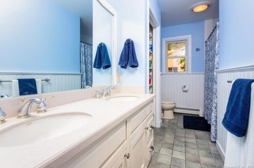 24 Old Trolley Way, Norwalk CT 06853-2010 exterior