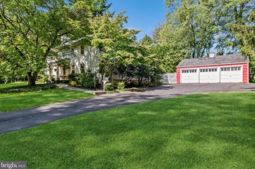 2775 Main St, Trenton NJ 08648-1037 exterior